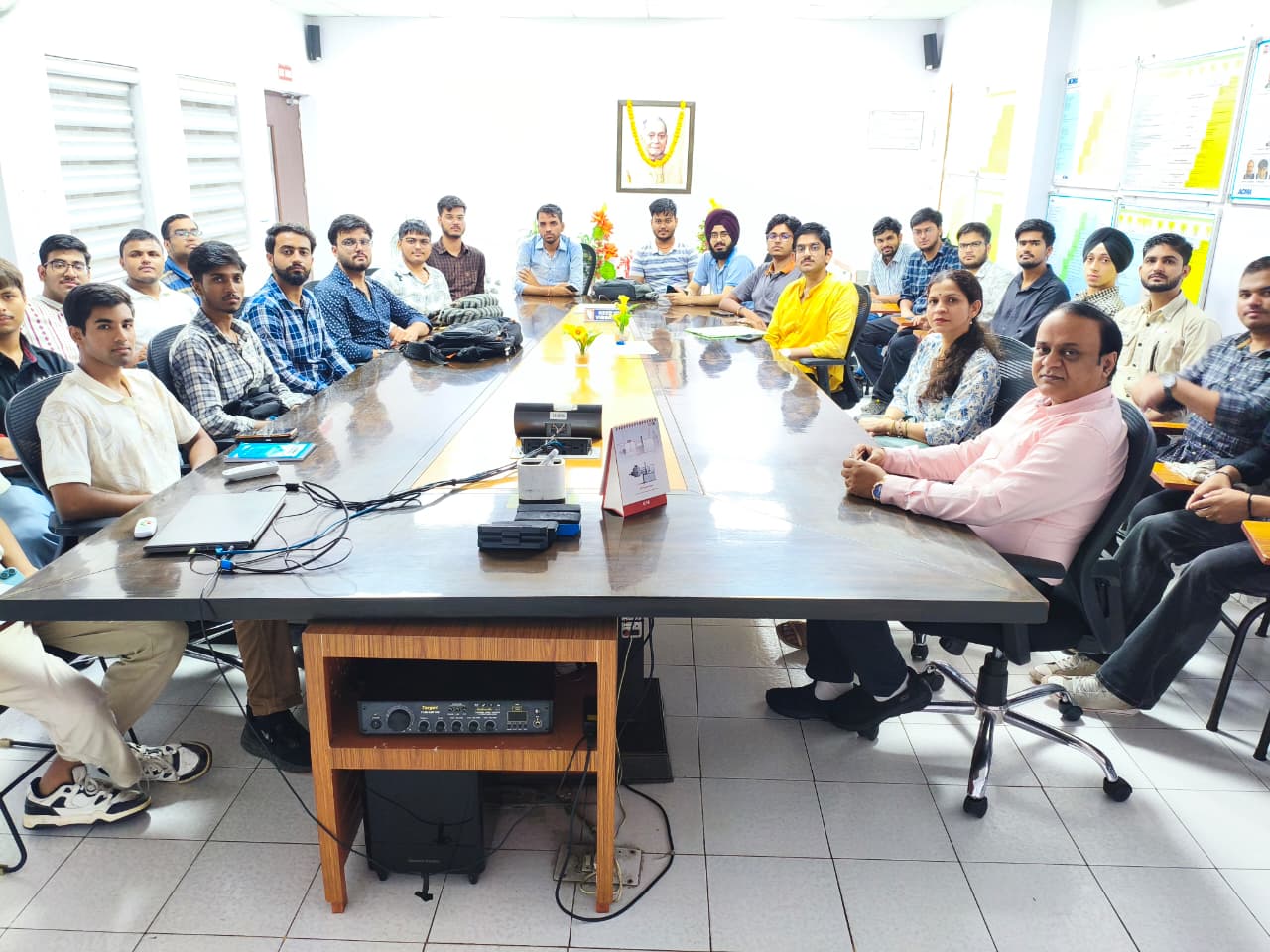 aipvisit1.jpg